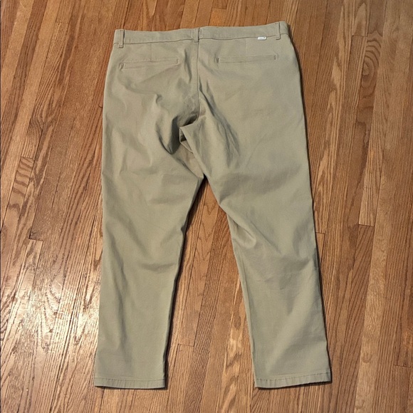 Levi's Khaki Straight Leg Pants - Picture 3 of 13